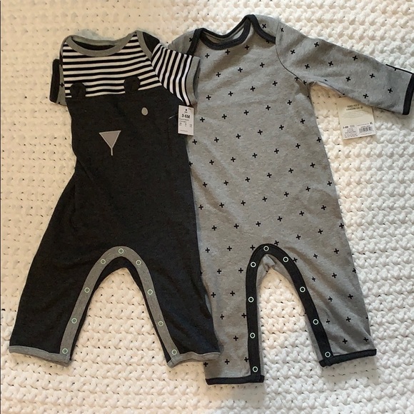 cloud island Other - NWT Cloud Island 3-6 month romper set.